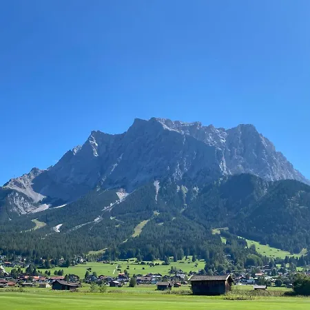 Haus Sonnenspitze - Fam. Nessler * Biberwier