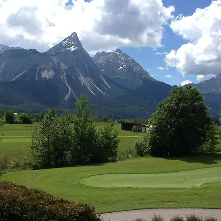 Haus Sonnenspitze - Fam. Nessler Apartmán