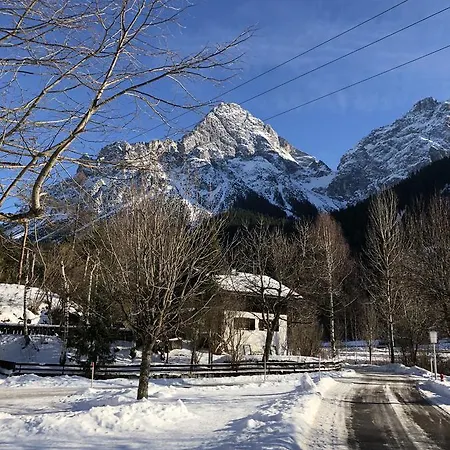 Haus Sonnenspitze - Fam. Nessler Apartmán *